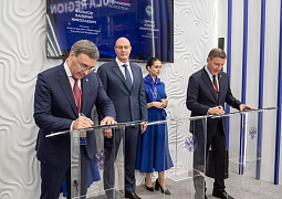 Глава Минобрнауки России Валерий Фальков подписал ряд стратегических соглашений на полях ПМЭФ