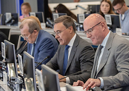 Дмитрий Чернышенко: План проведения Десятилетия науки и технологий направлен на достижение технологического лидерства